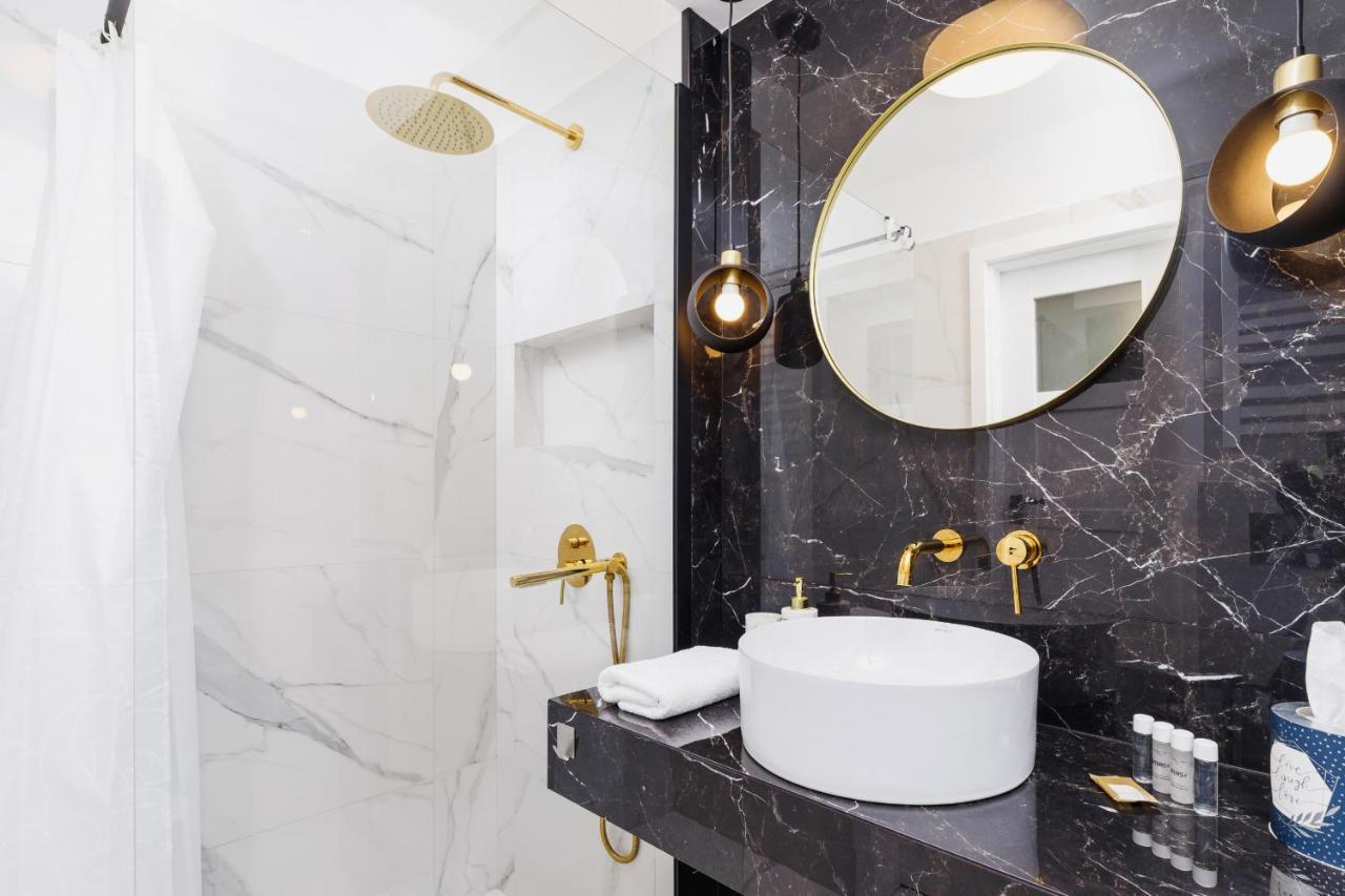 Apartament Przy Bulwarach Wislanych Kosciuszki By Noclegi Renters Krakow Exterior photo